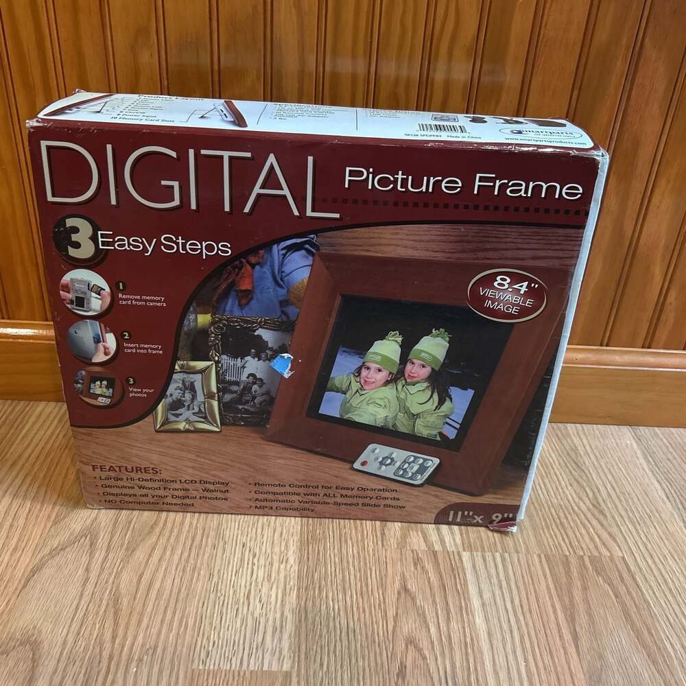 SPDPF84 Digital Picture Frame High Resolution 8.4 “ LCD Display